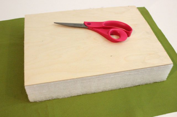 
How to Make a Pillow Lap Desk	