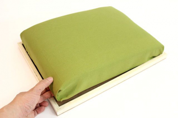 
How to Make a Pillow Lap Desk	