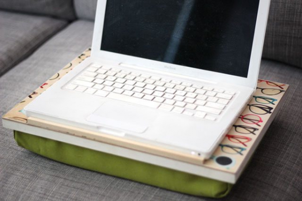 
How to Make a Pillow Lap Desk	